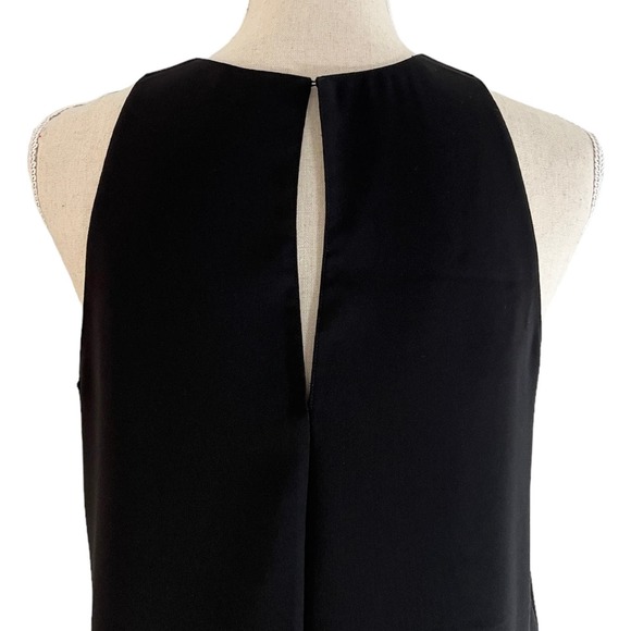 VINCE Bonded Crepe Sleeveless Top Relaxed Fit Elevated Basic Blouse Black Small - Picture 7 of 9